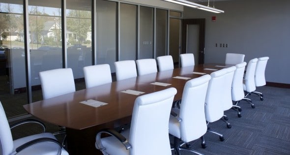 Setting an agenda for board meetings